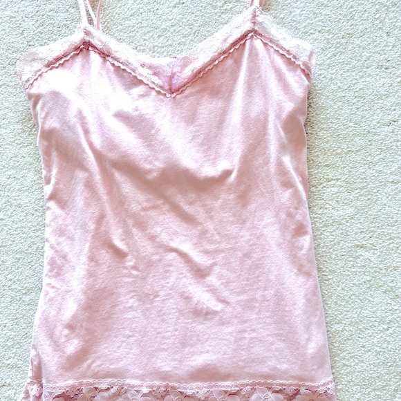 ❌SOLD❌  No Boundaries - Baby Pink Lace Trim Tank - X-large - Picture 3 of 3